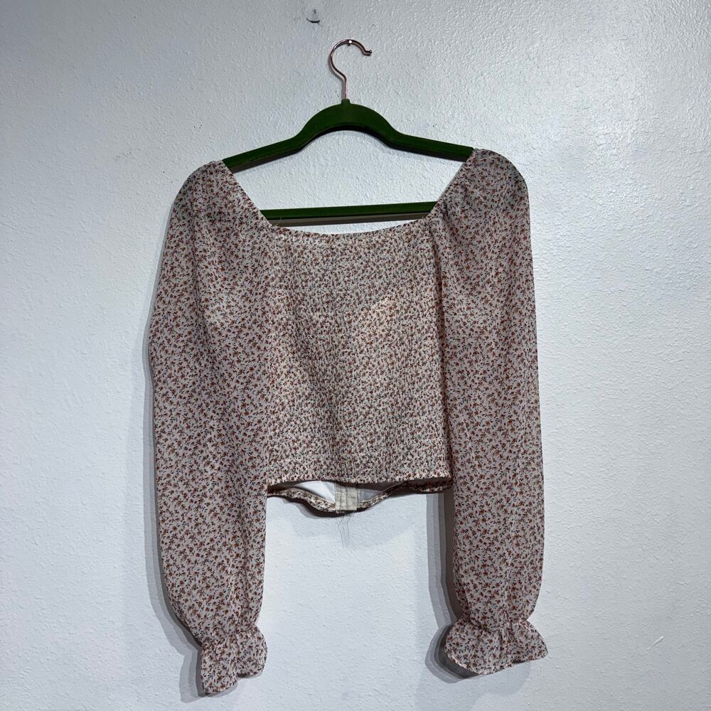 Active USA Floral Ruched Cropped Blouse Long Sleeve Square Neck Sz M NWT - Picture 10 of 13